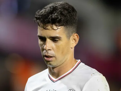 Oscar deve ter saída oficializada no São Paulo em breve