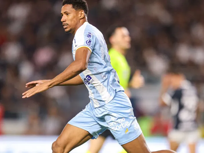 Ceará avalia contratação de Maurício Garcez, atacante do Paysandu