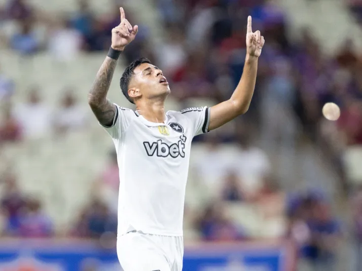 Botafogo pede R$ 58 milhões ao Torino para negociar David Ricardo