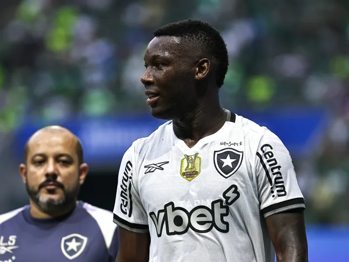 Patrick de Paula chega ao Remo em negociação costurada com o Botafogo