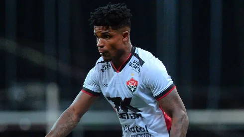 Jamerson, jogador do Vitoria durante partida contra o Bahia no estadio Arena Fonte Nova pelo campeonato Baiano 2025. Foto: Walmir Cirne/AGIF