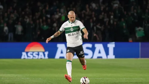 Maicon, zagueiro do Coritiba. Foto: Robson Mafra/AGIF