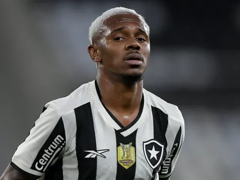 Athletico-PR volta a mostrar interesse na contratação de Jeffinho