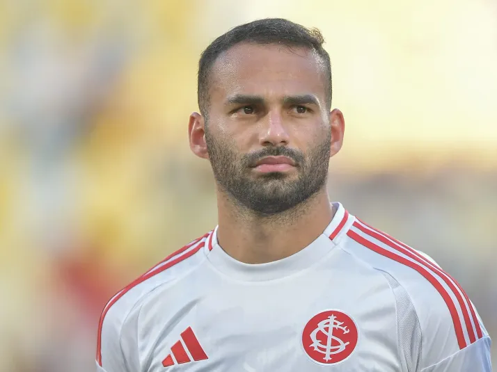 Thiago Maia pede para sair do Internacional em 2026 e meia será negociado
