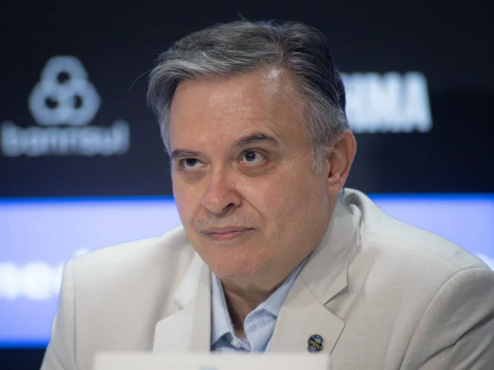 Vice do Grêmio fala sobre possíveis chegadas de Bento, Enamorado e Tetê
