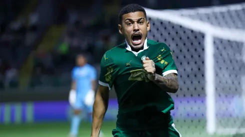 Riquelme Fillipi jogador do Palmeiras comemora seu gol durante partida contra o Gremio no estadio Arena Barueri pelo campeonato Copa Sao Paulo 2025.