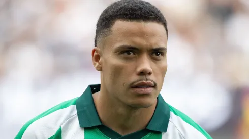 Luis Mandaca durante confronto entre Juventude e Corinthians no Brasileirão de 2025.