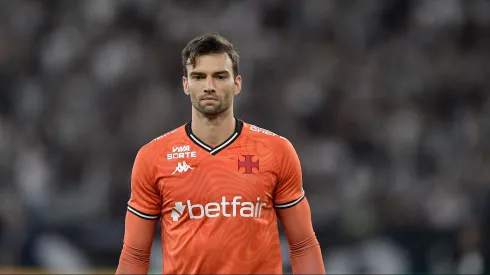 Léo Jardim em ação pelo Vasco em 2025