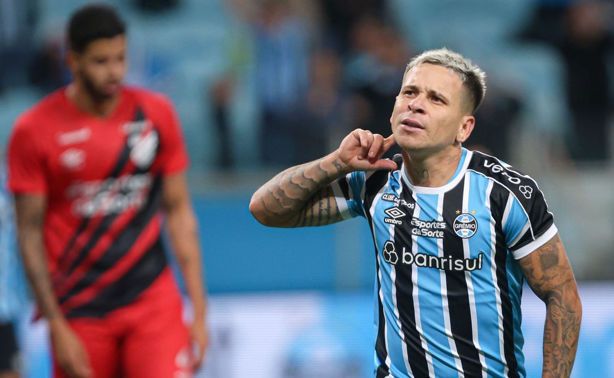 Grêmio domina o Athletico-PR e vence a 1ª no Brasileirão; Veja as notas dos jogadores