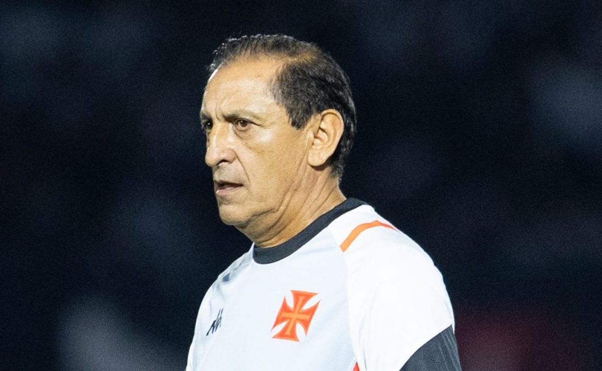 Ramón Diaz deve ir com força total e provável escalação do Vasco conta com artilheiro para enfrentar o Fluminense