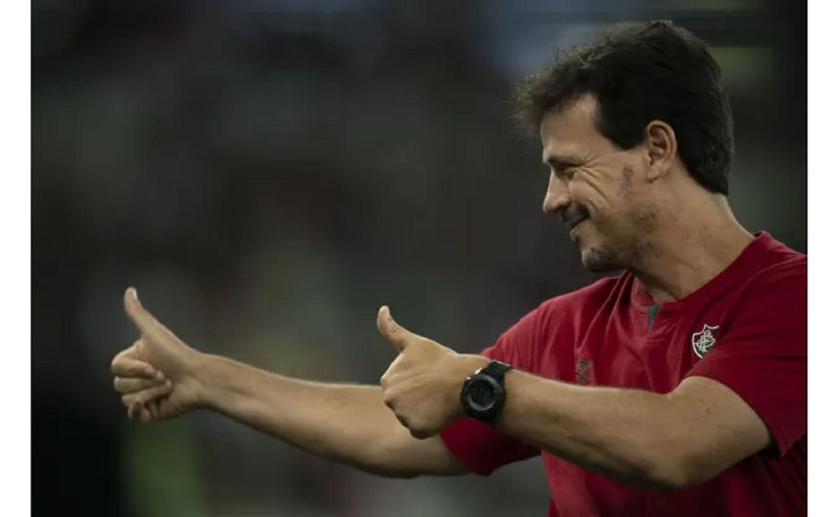 Fernando Diniz revela sentimento de treinar o Fluminense: “Gosto muito da conexão com a torcida”