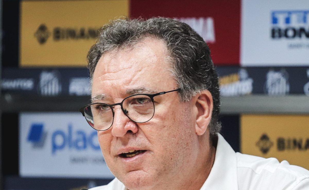 Marcelo Teixeira vê conversas no Santos esfriarem por contratação de jovem atacante