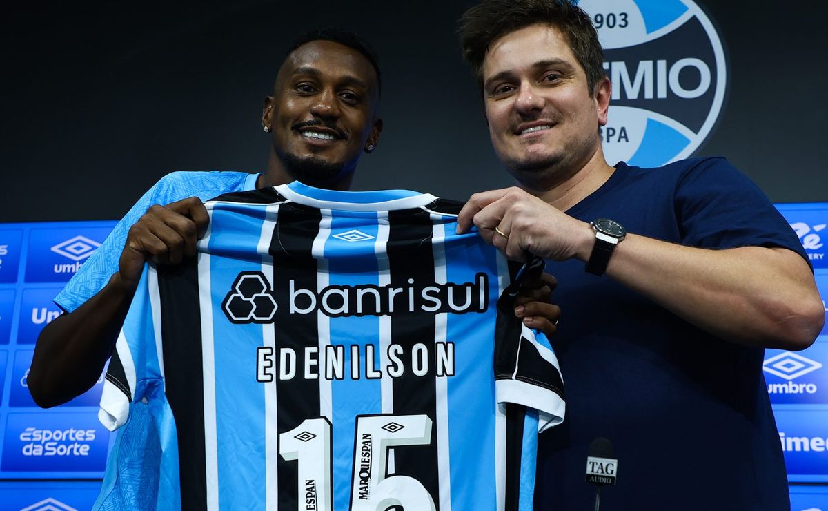 Edenílson é sincero sobre fechar com o Grêmio após defender o Internacional: “tem que saber lidar”