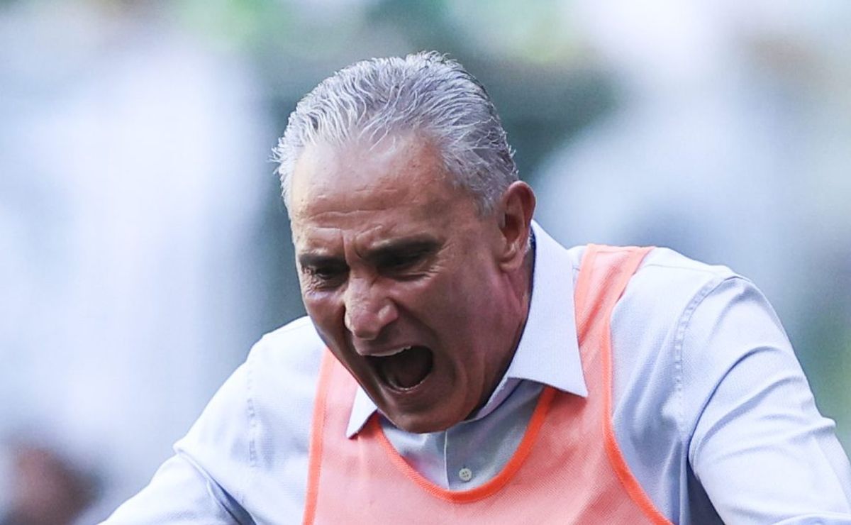 Tite se contradiz ao falar das escalações do Flamengo e torcida critica: “não cria nada”