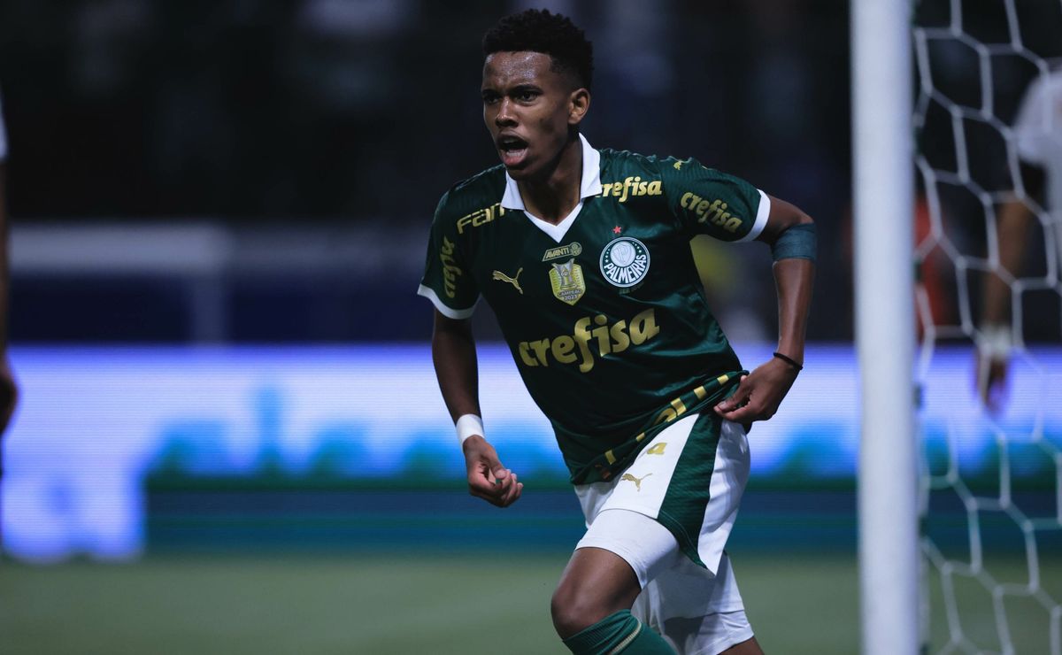 Destaque do Palmeiras, Estevão revela influência em Veiga em estilo de cobrança de pênalti