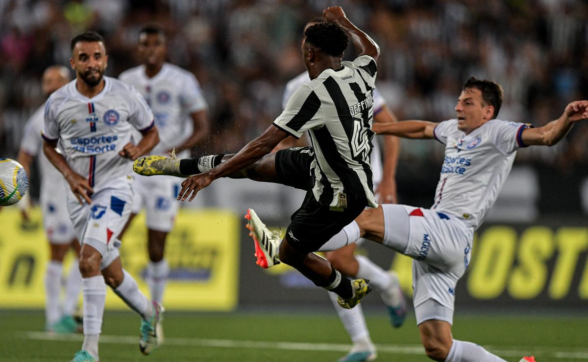 Bahia vence Botafogo e vira vice-líder do Brasileirão
