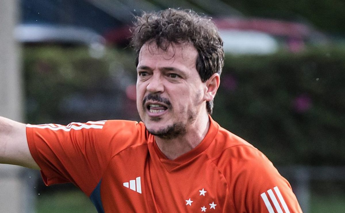 Fernando Diniz é avisado que Kaio Jorge e +2 desfalcam o Cruzeiro contra o Corinthians