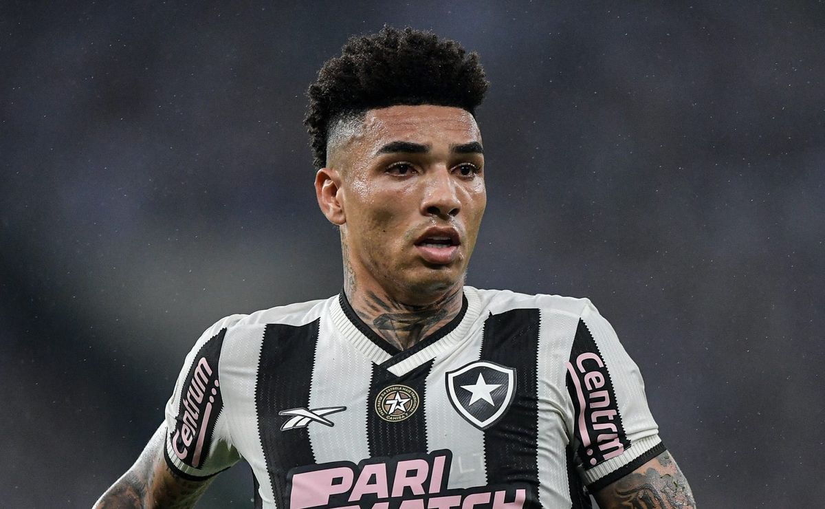 Finalista da Libertadores e líder do Brasileirão, Botafogo trouxe 14 jogadores de graça