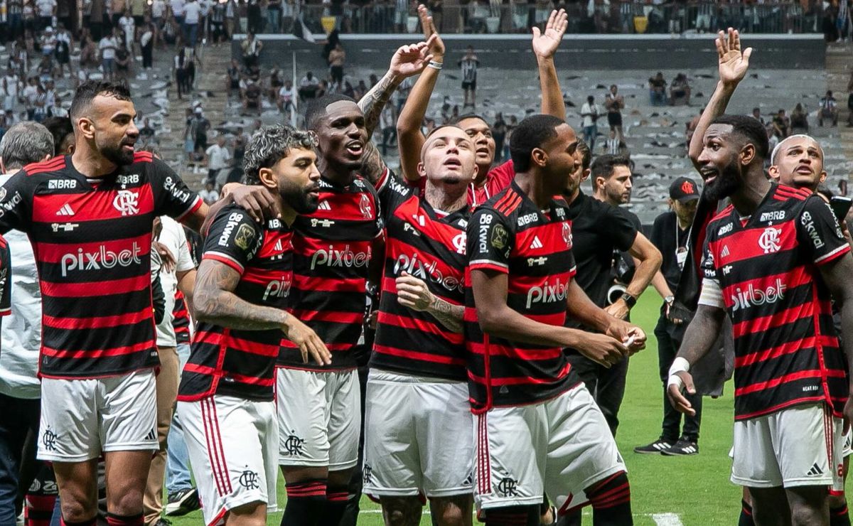 Flamengo aumenta vantagem sobre o Corinthians no ranking do time mais rico do Brasil