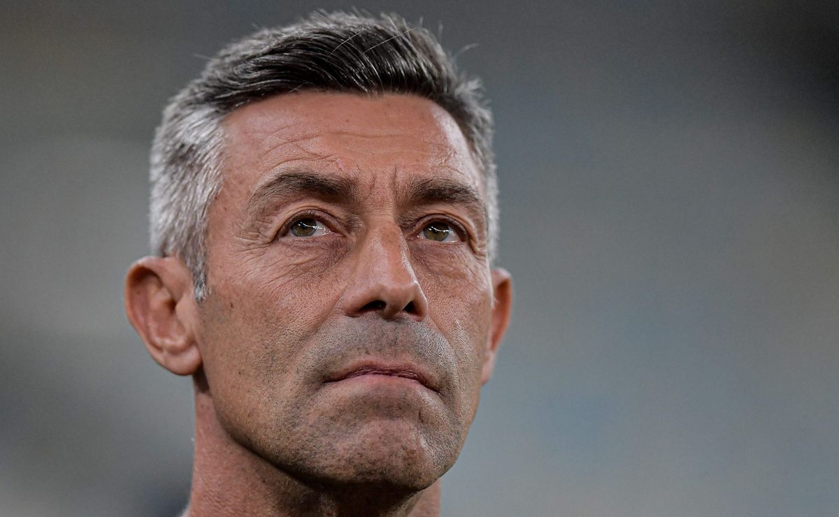 Acertado com Santos, Pedro Caixinha faz 1ª indicação e pede a contratação de Eric Ramires, do Bragantino