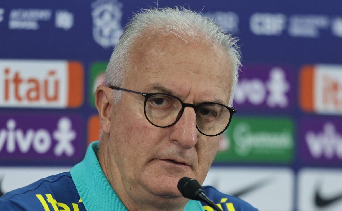 Dorival convoca Alex Telles e Dodô para substituir Arana e Vanderson na Seleção Brasileira