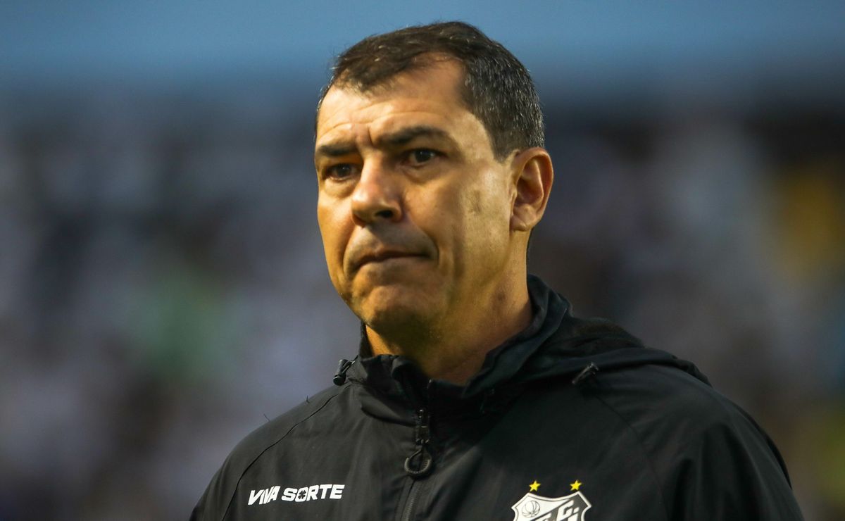 Escalação do Santos: Pituca retorna e Fábio Carille define titulares contra o CRB