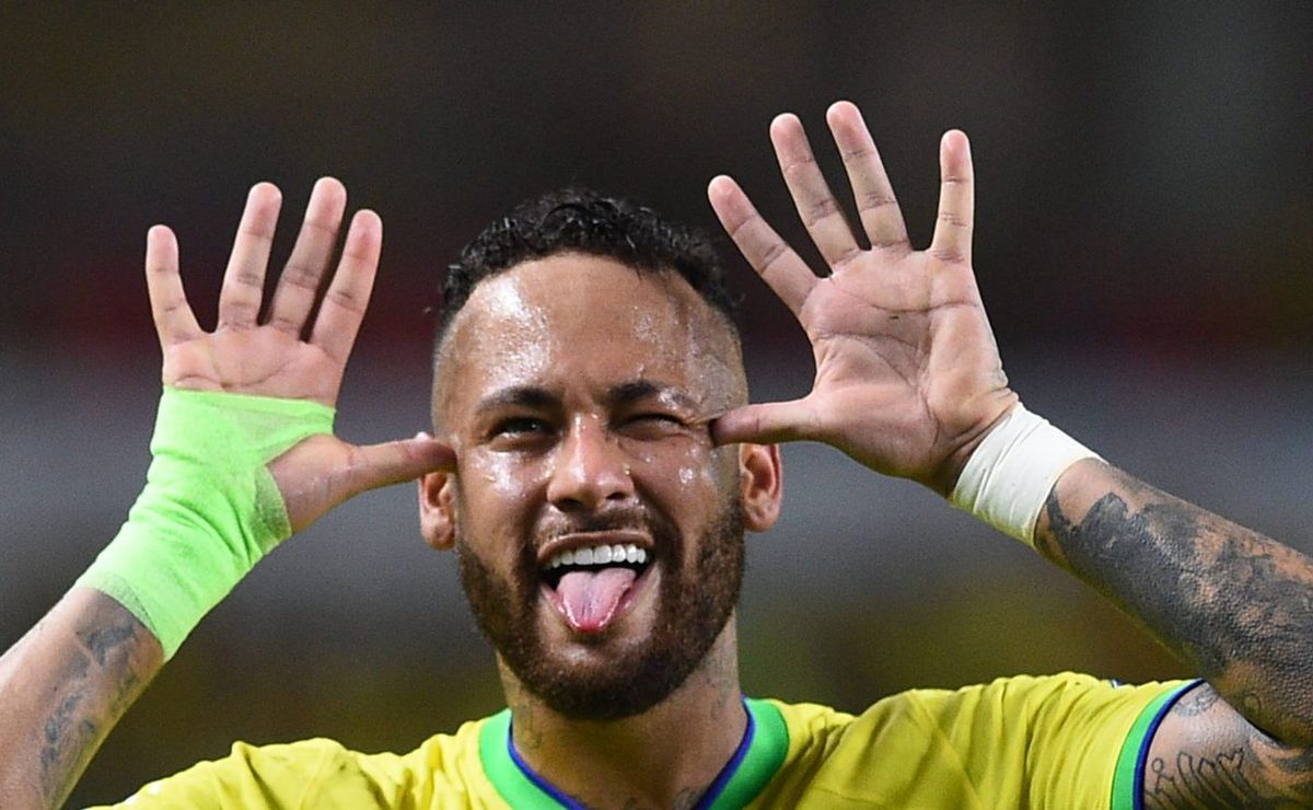 Neymar acerta volta ao futebol brasileiro e contratação deve ser anunciada em breve, diz jornalista