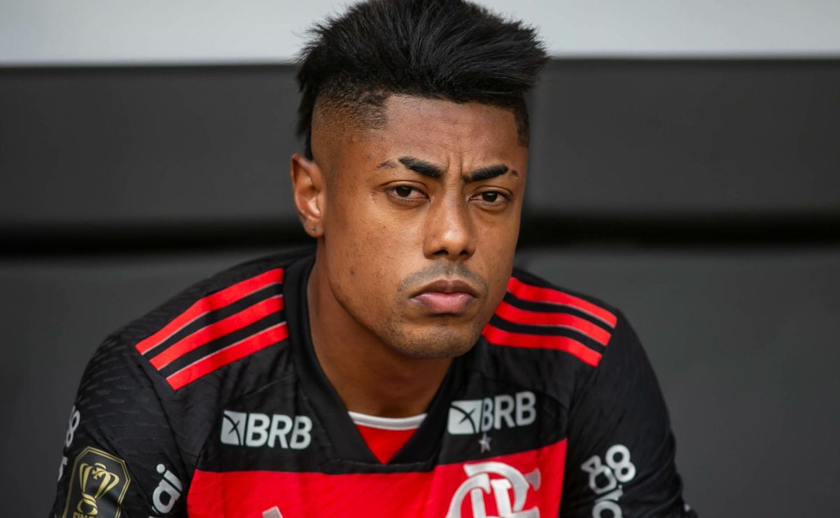 Flamengo aguarda decisão de efeito suspensivo de Bruno Henrique após punição do STJD