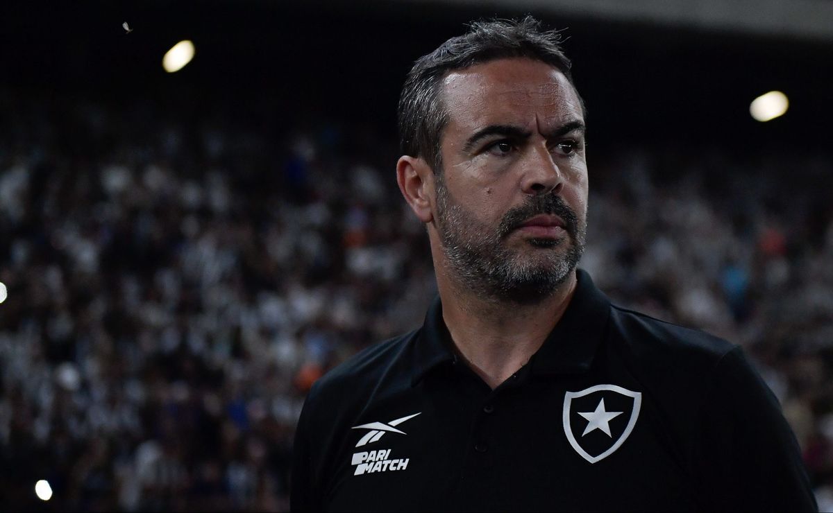 Artur Jorge explica porque está evitando comparações do Botafogo de 2023 com o de 2024: