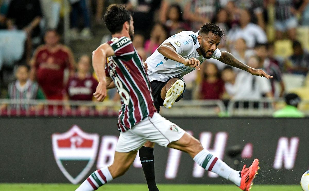 Confira as chances de rebaixamento no Brasileirão, após vitória do Athletico-PR