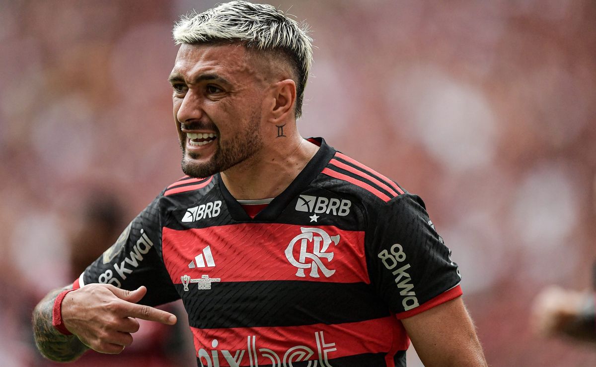 Cruzeiro terá a contratação de Arrascaeta se pagar ao Flamengo o valor da multa