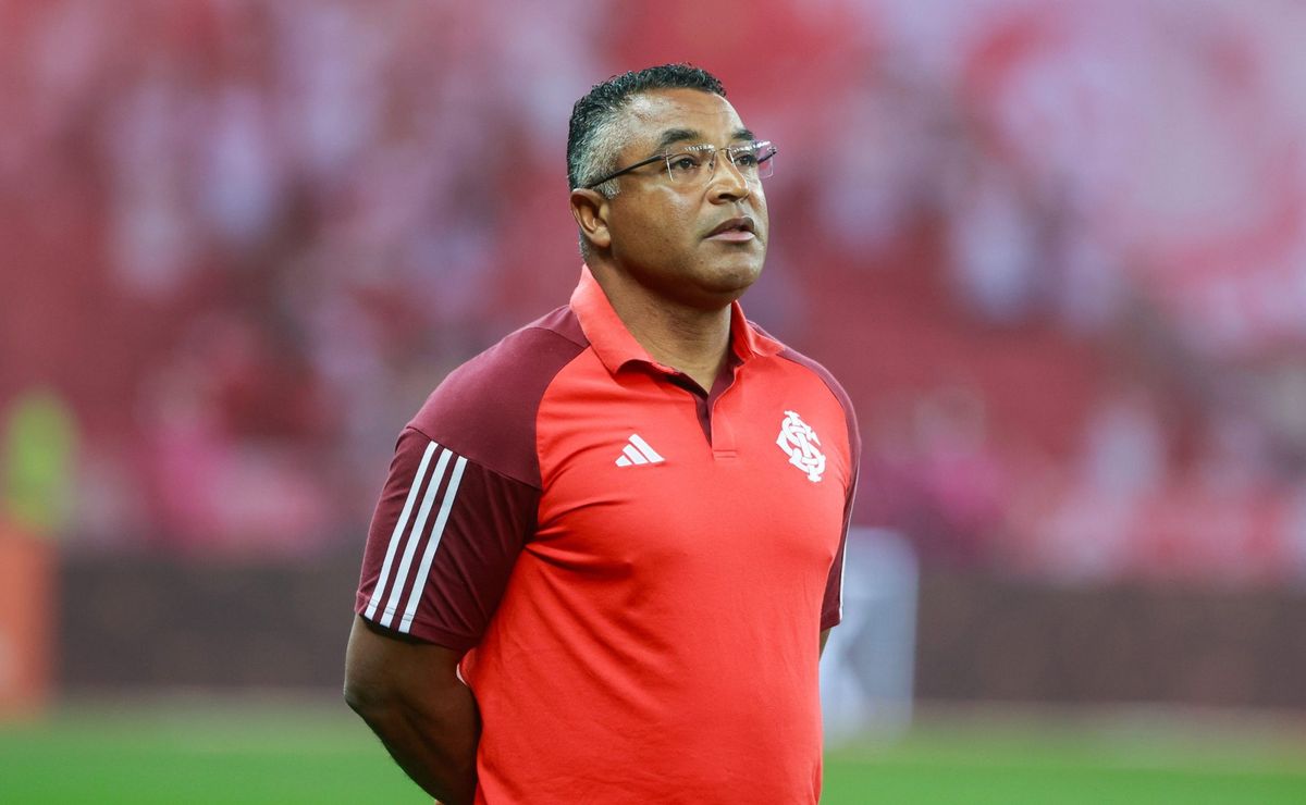 Roger Machado recebe notícia, e Internacional poderá garantir vaga na Libertadores nesta rodada