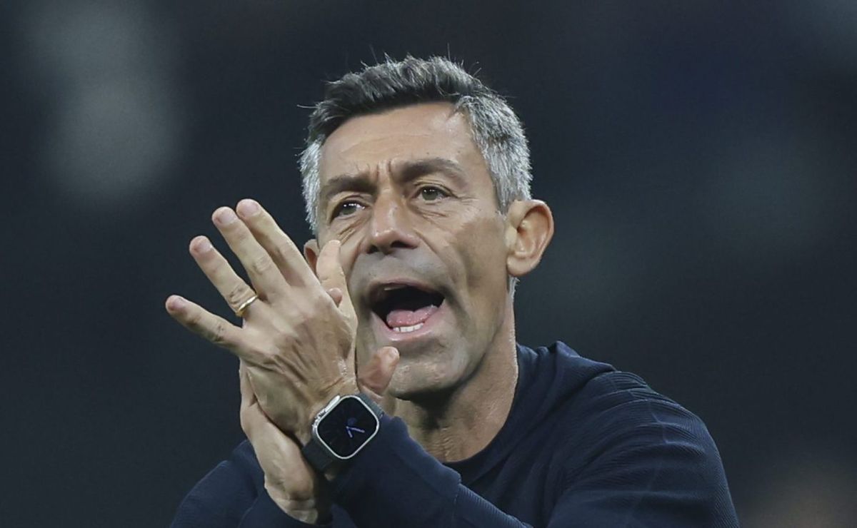 Pedro Caixinha pode não ser mais contratado e Luís Castro, ex-Botafogo, é aprovado no Santos