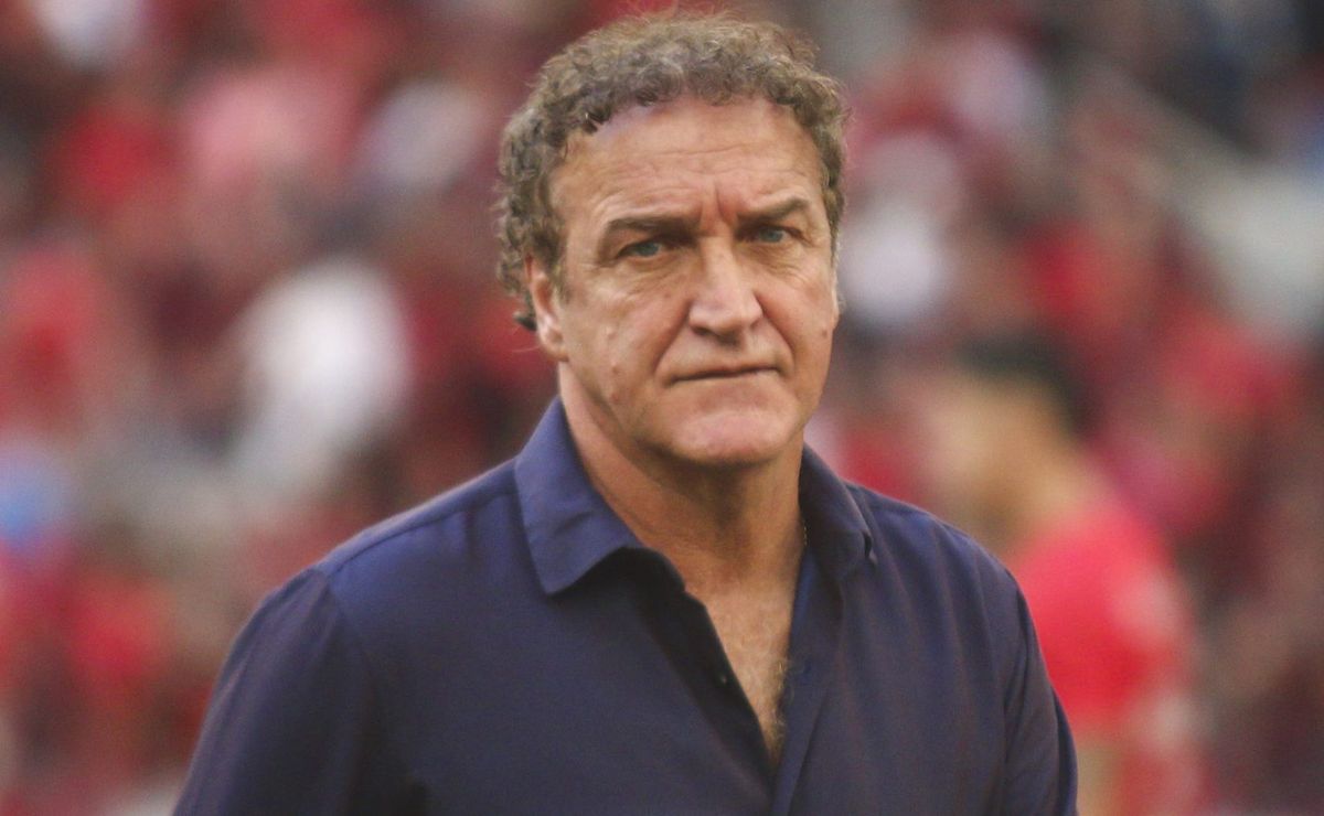 Cuca de volta ao Santos tem decisão da diretoria do Peixe após saída de Carille