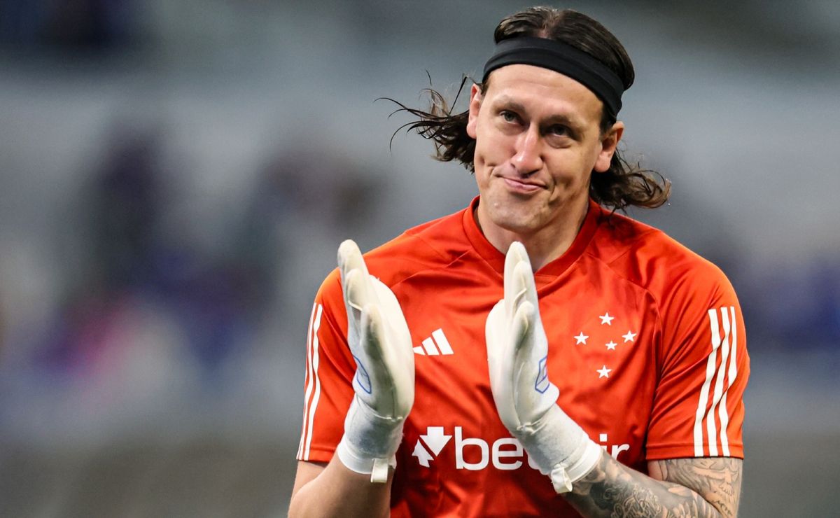 Escalação do Cruzeiro: Diniz retira Cássio de duelo contra o Corinthians e vai a campo com time misto