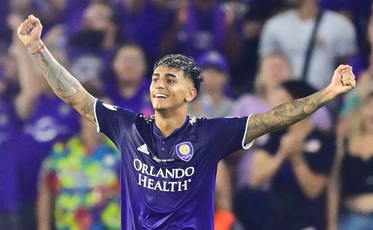 Leila Pereira avança em negociação de Facundo Torres e R$ 60 milhões pode fechar contratação de imediato