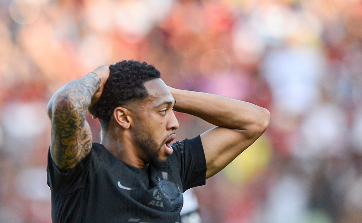 Corinthians enfrenta dificuldades contra o Cruzeiro: retrospecto recente expõe desempenho abaixo do esperado