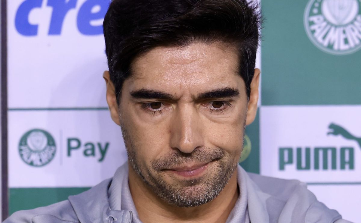 Abel Ferreira pode perder Vitor Reis e Gustavo Gómez em Palmeiras X Botafogo; escolha vira dúvida