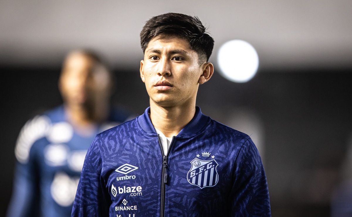 Torcida do Santos se revolta com a pouca minutagem de Miguelito no time