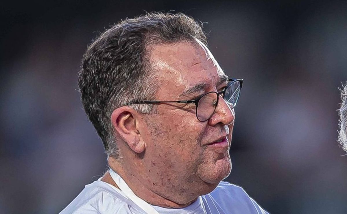 Marcelo Teixeira é informado no Santos que o meio-campista Zanocelo não quer voltar ao Clube