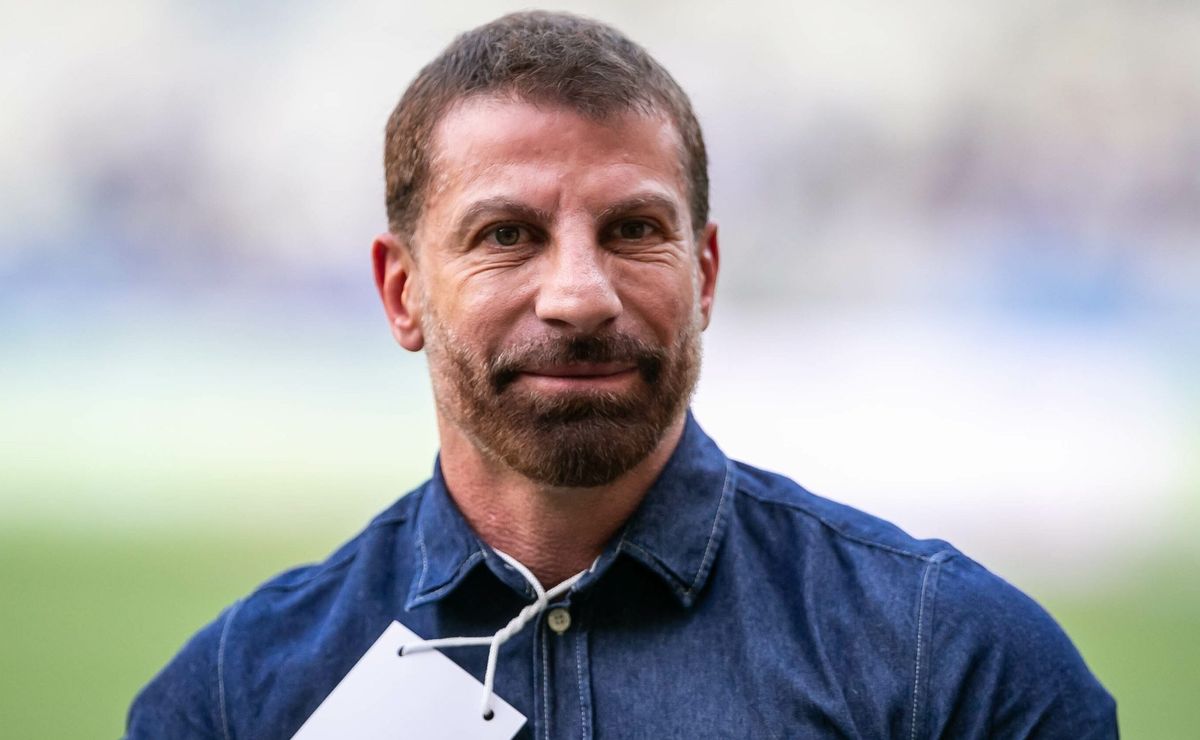 Grêmio vê Vasco entrar na concorrência pela contratação de Hernán Crespo