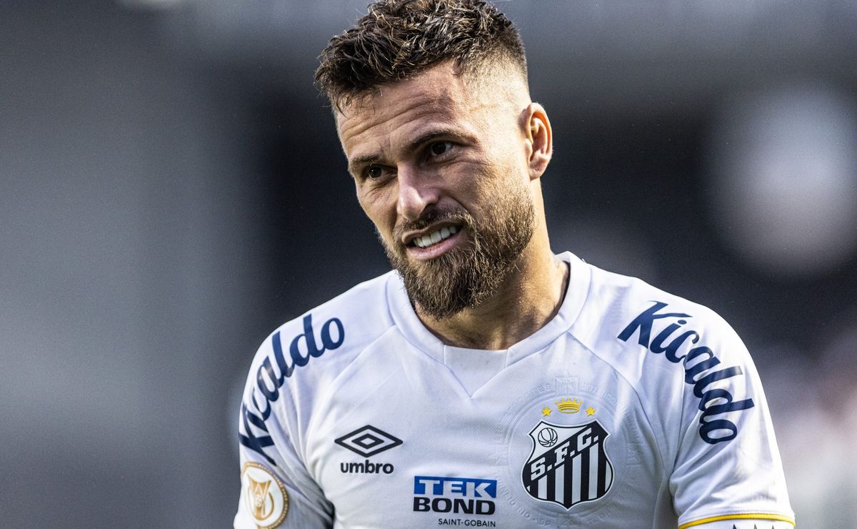 Sport toma decisão e quer manter Lucas Lima, do Santos, em 2025: “Entrar num acordo”