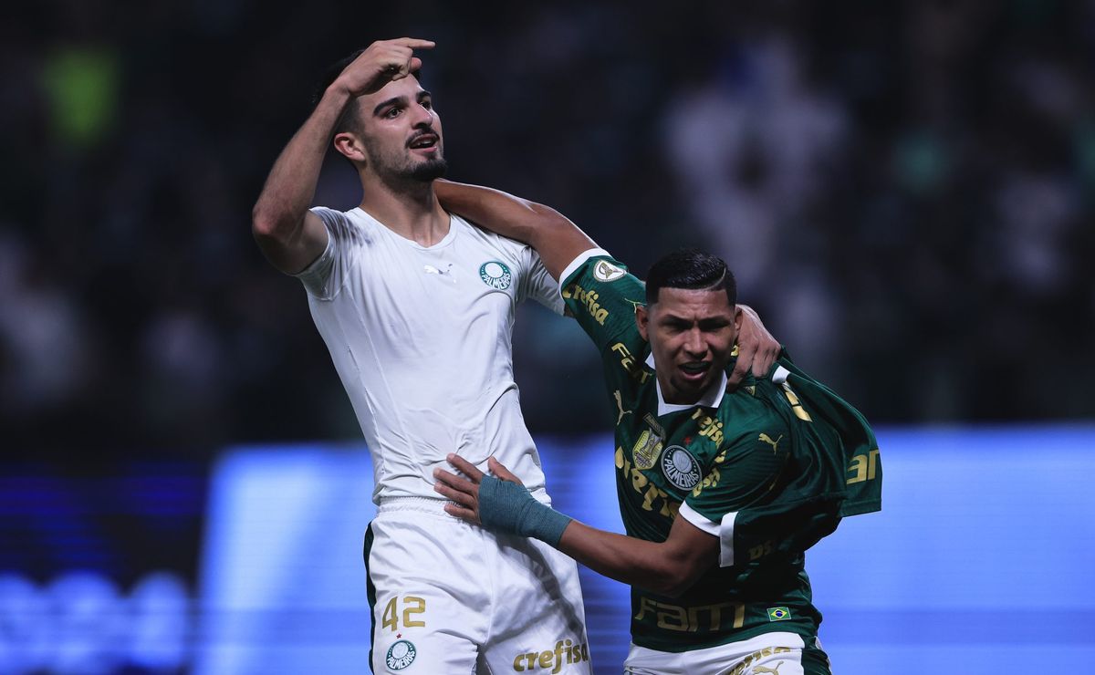 Rony e Flaco López disputam vaga entre titulares de Abel Ferreira para Palmeiras x Botafogo