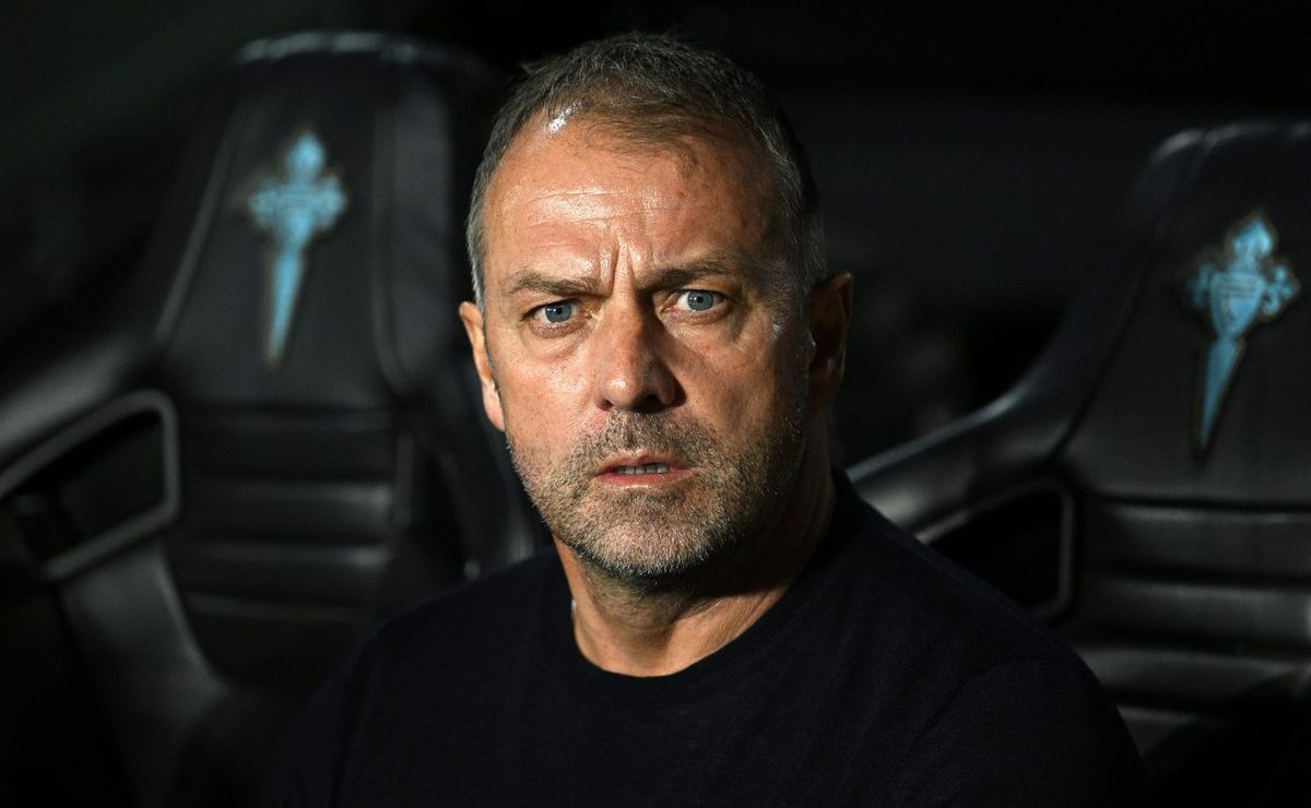 Santos vence Barcelona de Hansi Flick e Chelsea e assina com lateral-esquerdo que quer jogar em 2025