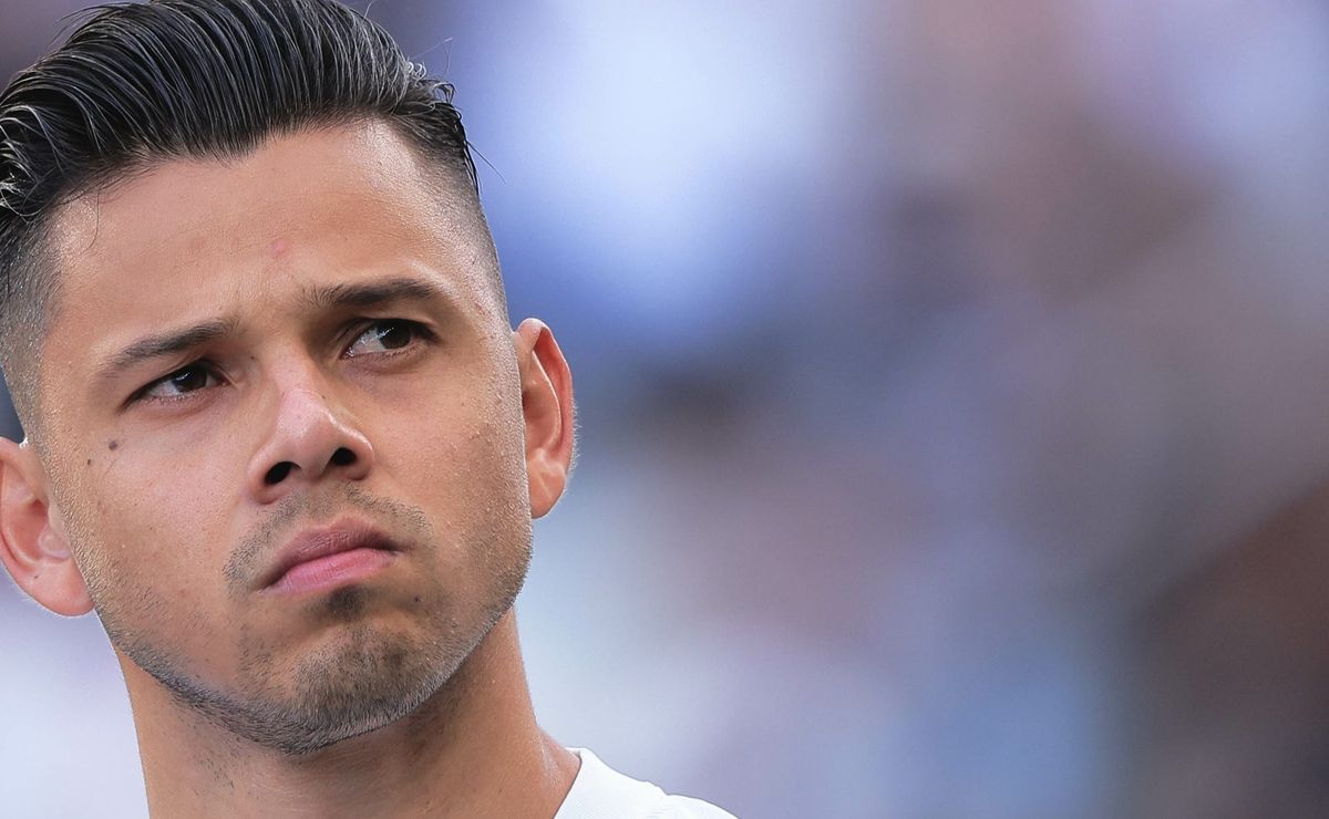 Ángel Romero decide onde quer jogar em 2025, avisa diretoria e prefere Corinthians ao Fluminense