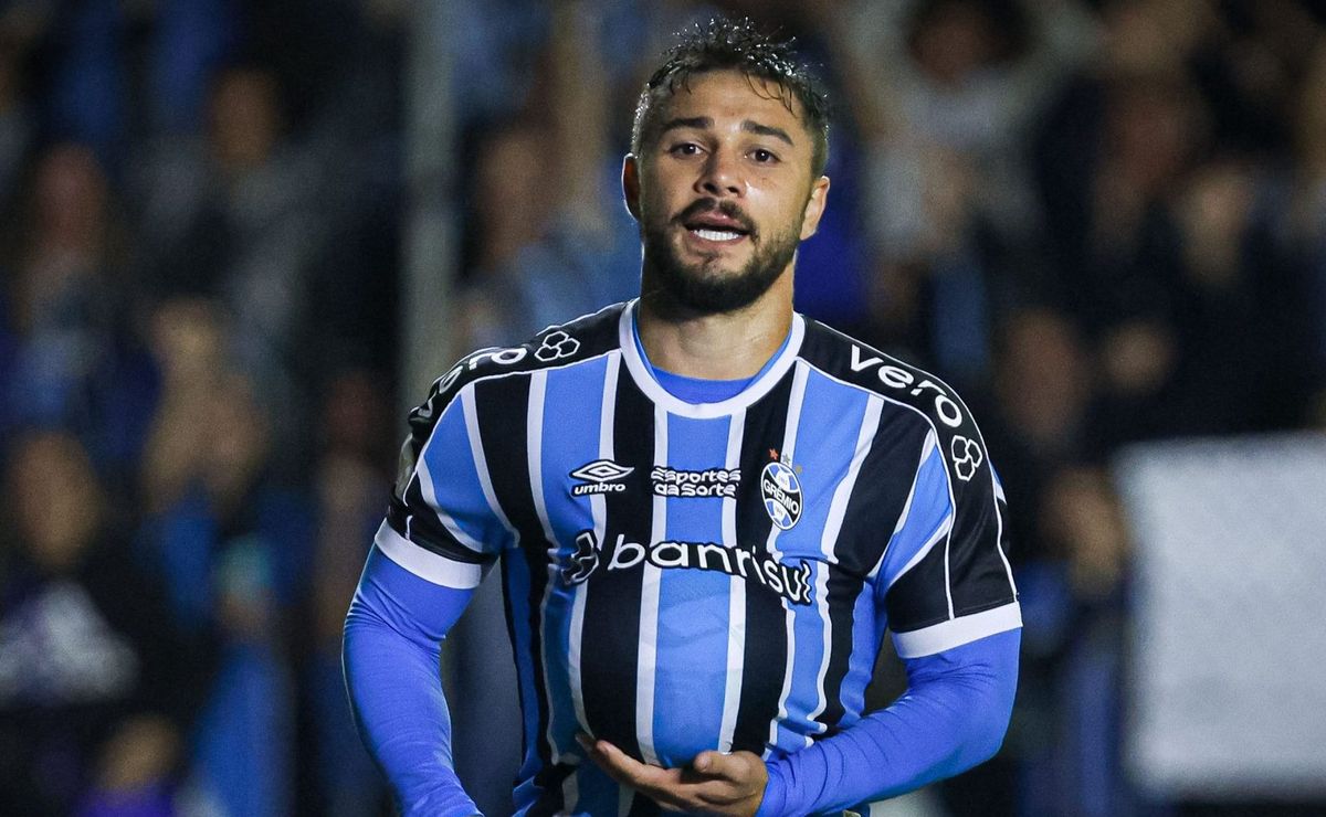 Dublador flagra João Pedro rebatendo Renato Portaluppi de forma pesada em Cruzeiro X Grêmio: “Você manda...”