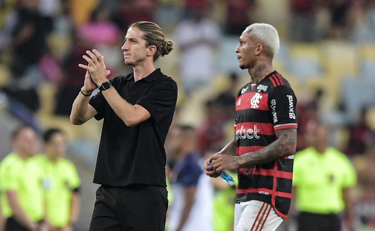 Flamengo de Filipe Luís termina novembro com números impressionantes
