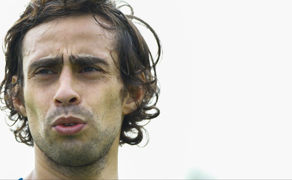 Valdívia é preso novamente no Chile e motivo surpreende os torcedores