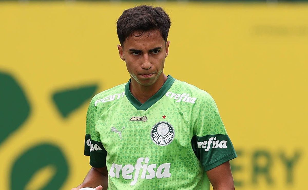Vitor Reis revela desafio no Palmeiras e manda recado para quem duvida do Verdão