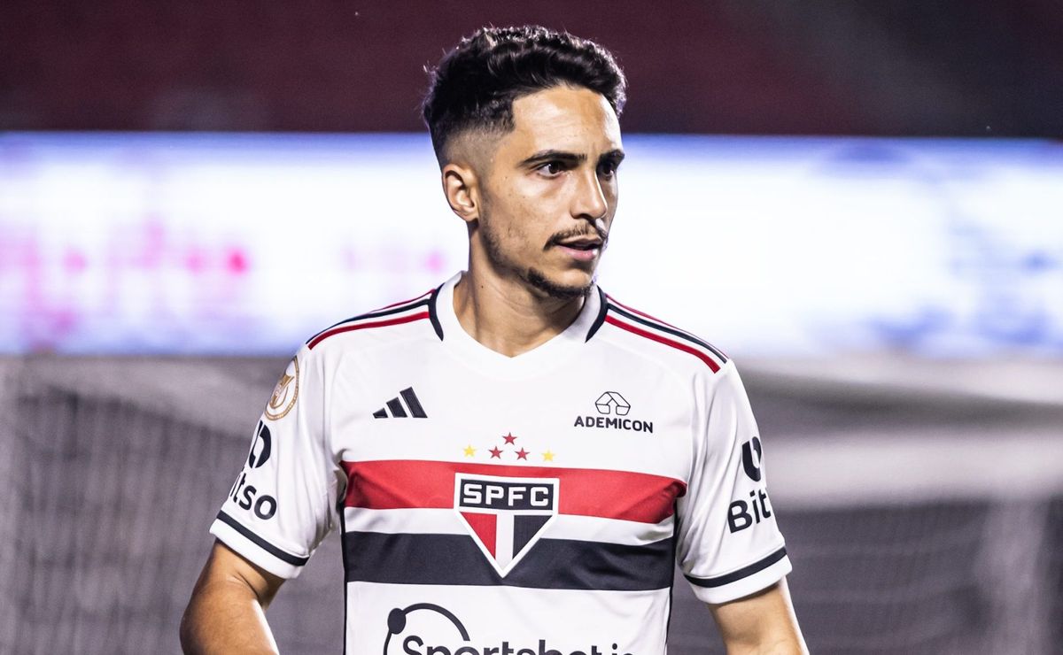 São Paulo manterá percentual de Raí Ramos em negócio definitivo com a Chapecoense